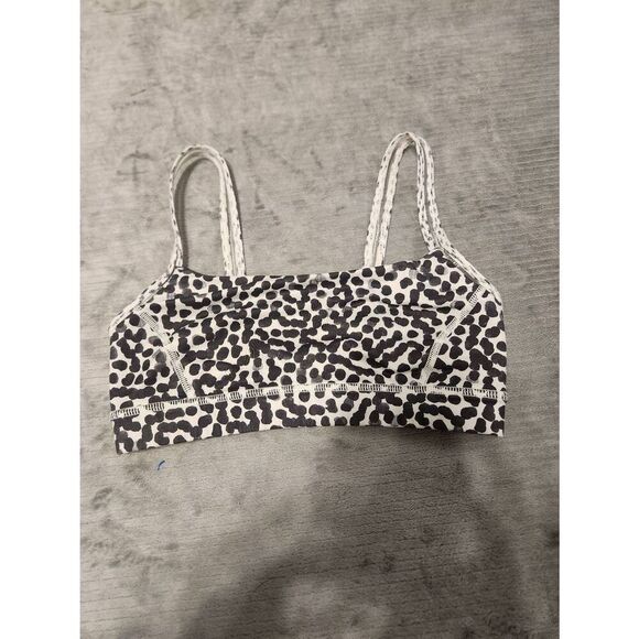 Lululemon 4 STRAIGHT UP BRA Ace Spot DOTTIE Dash WHITE Black DOTS - Picture 1 of 3